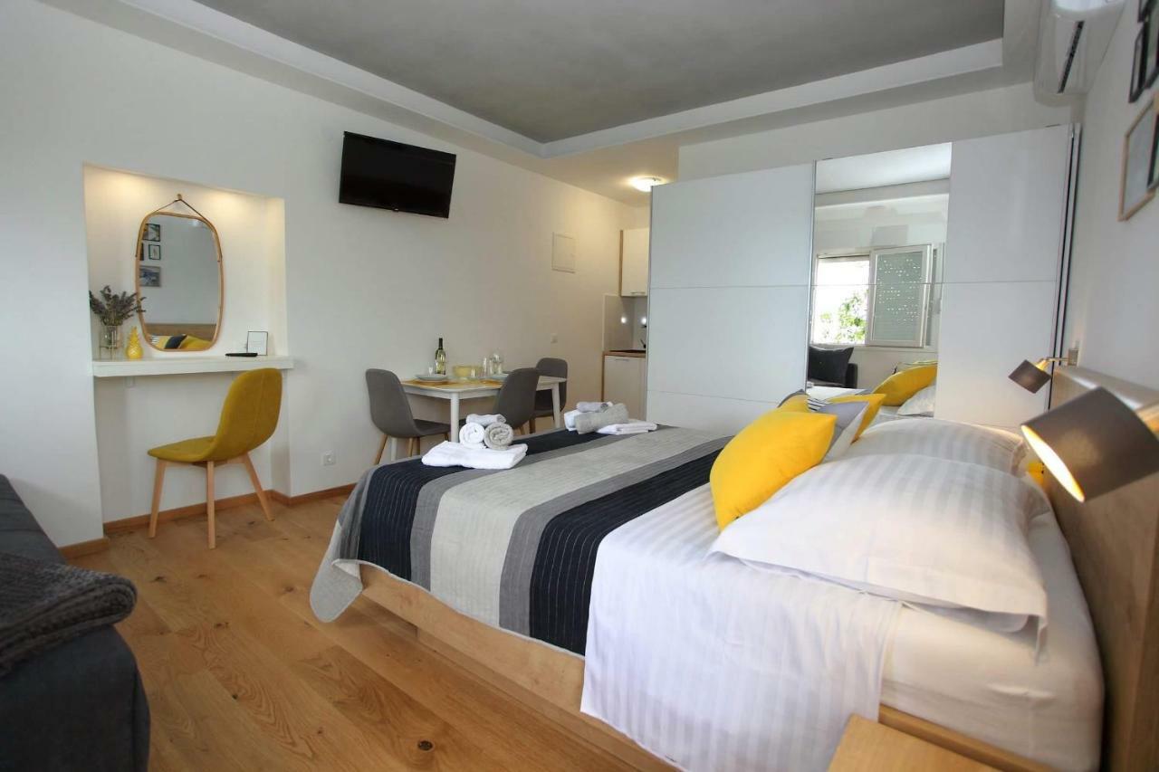 Lorenco Apartament *